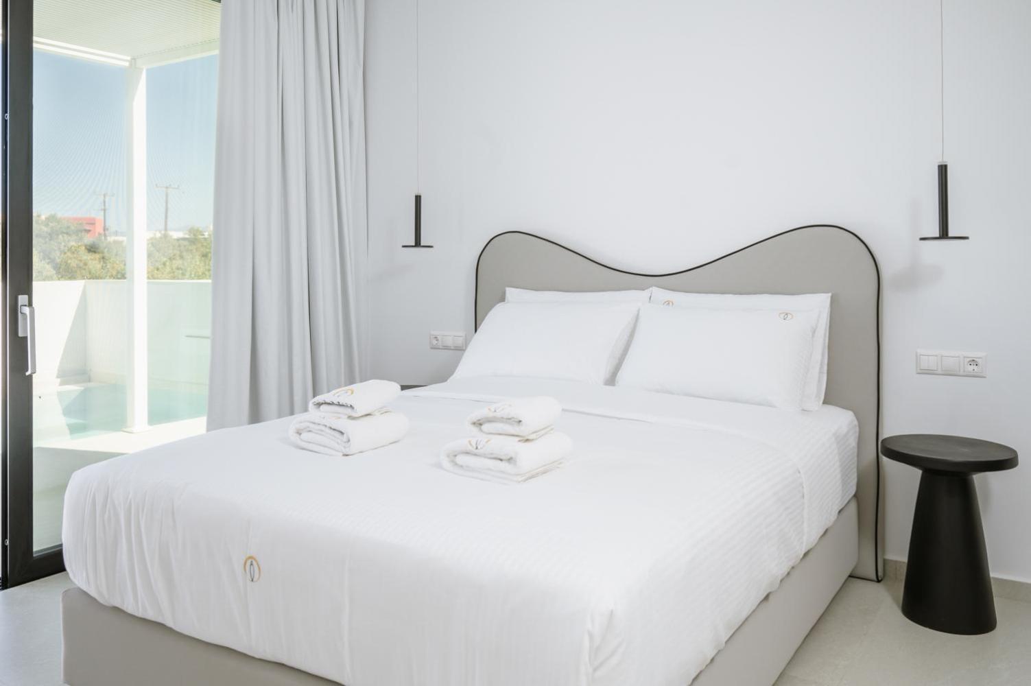 Sardines Luxury Suites 赫索尼索斯 外观 照片