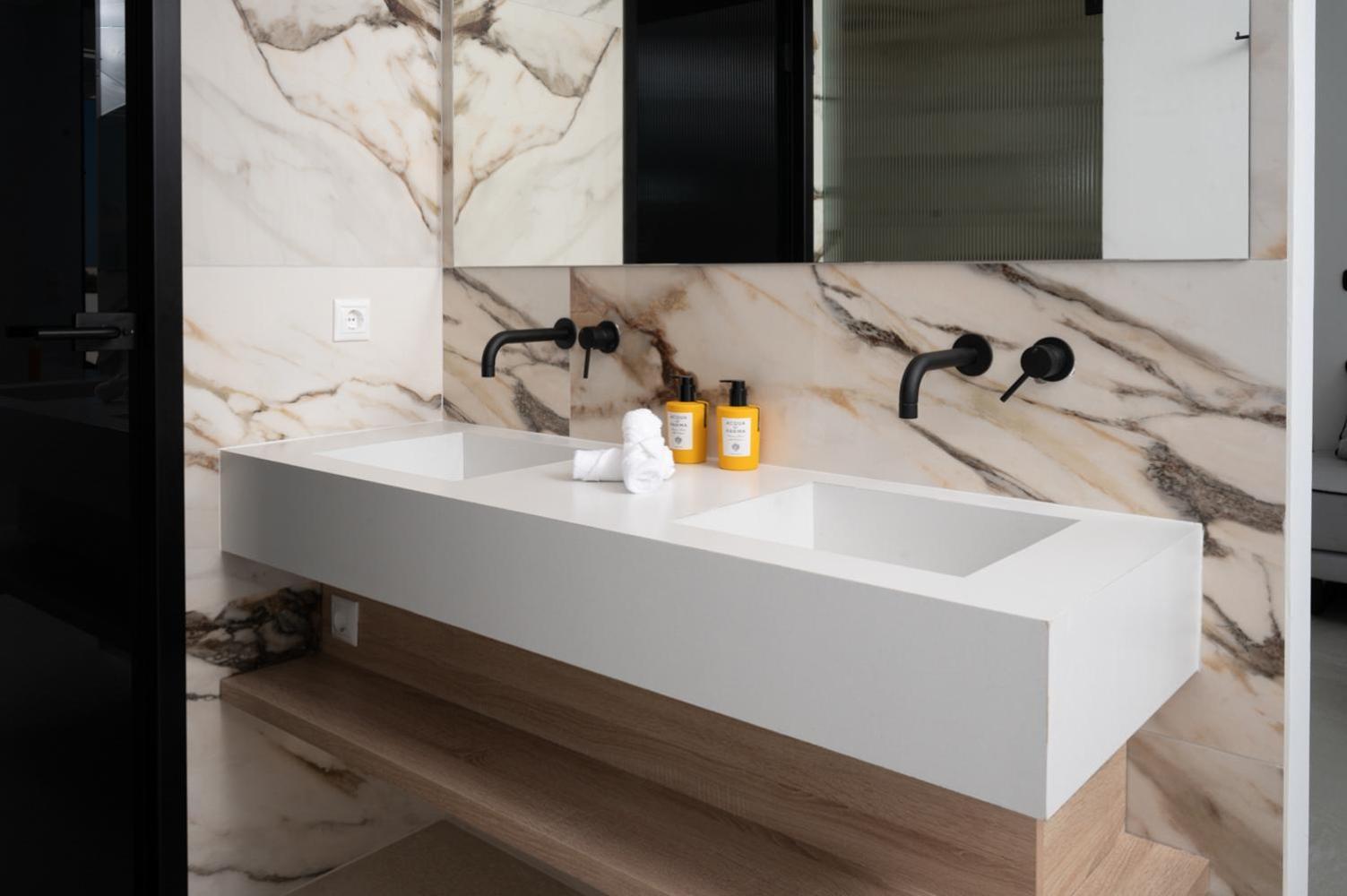 Sardines Luxury Suites 赫索尼索斯 外观 照片